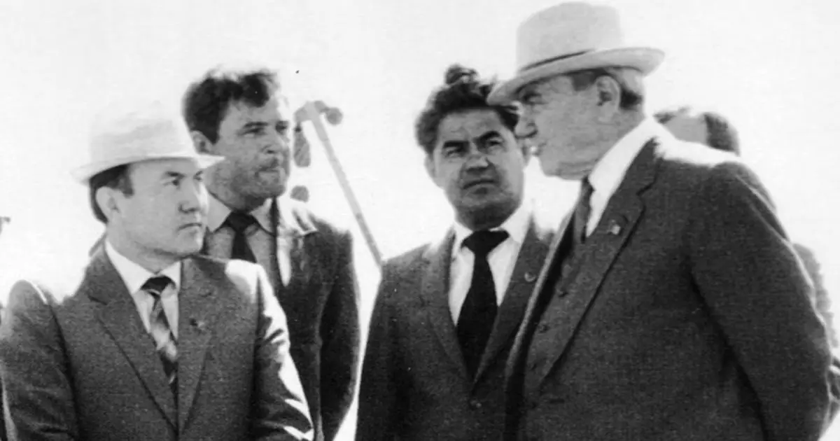  `Соған өшікті, кешірмеді`: Қонаев `Желтоқсан оқиғасына` кімді кінәләды? 