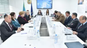 ҚазҰУ-да әр ел сарапшылары  пікір алмасты 