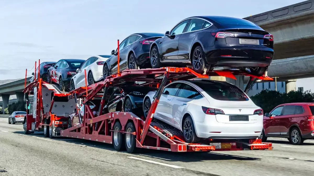 Ввоз электромобилей в Казахстан: ключевые изменения с 2026 года - новости на Lada.kz 12.12.2025