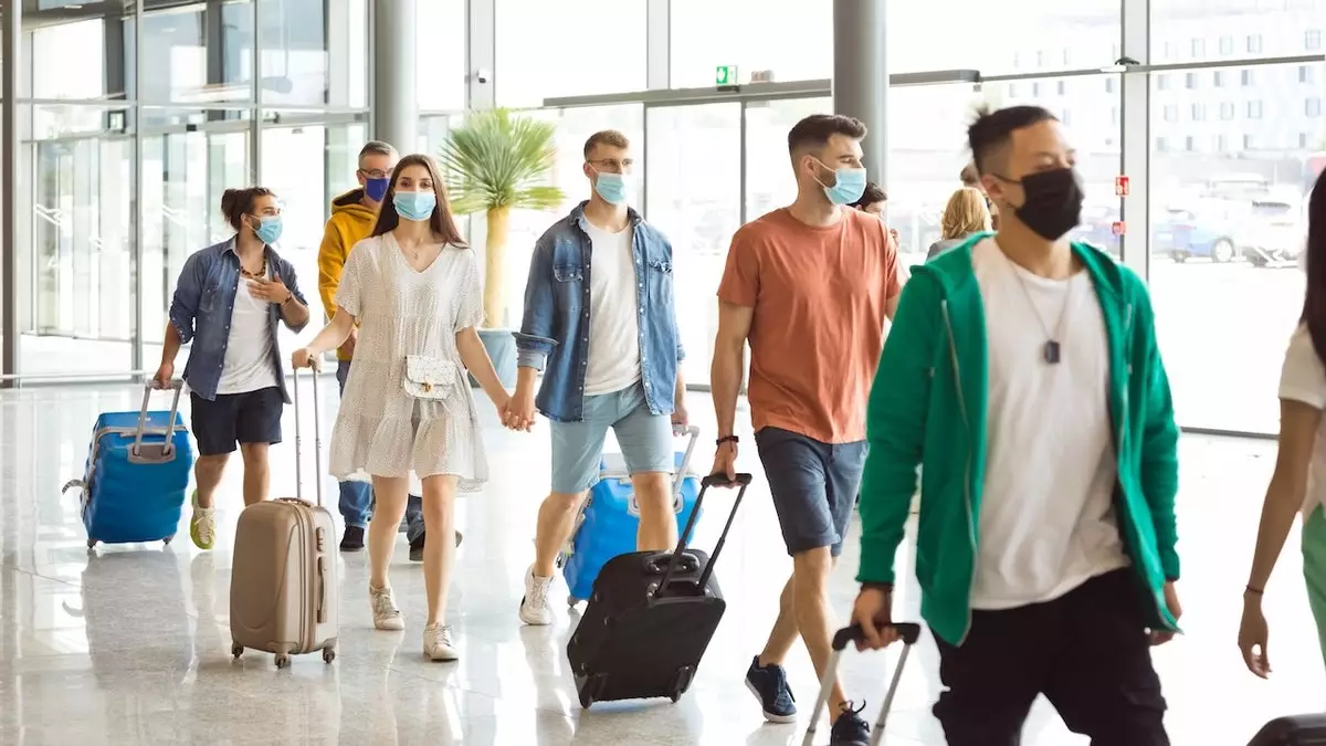 Власти сообщают, что сотни людей помещены на карантин из-за вспышки кори в южном штате.