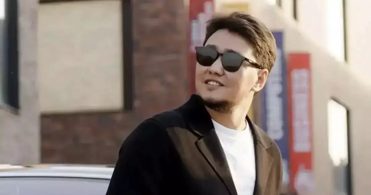  Жахан Отарғалиев киноға алғаш рет қалай түскенін айтты 