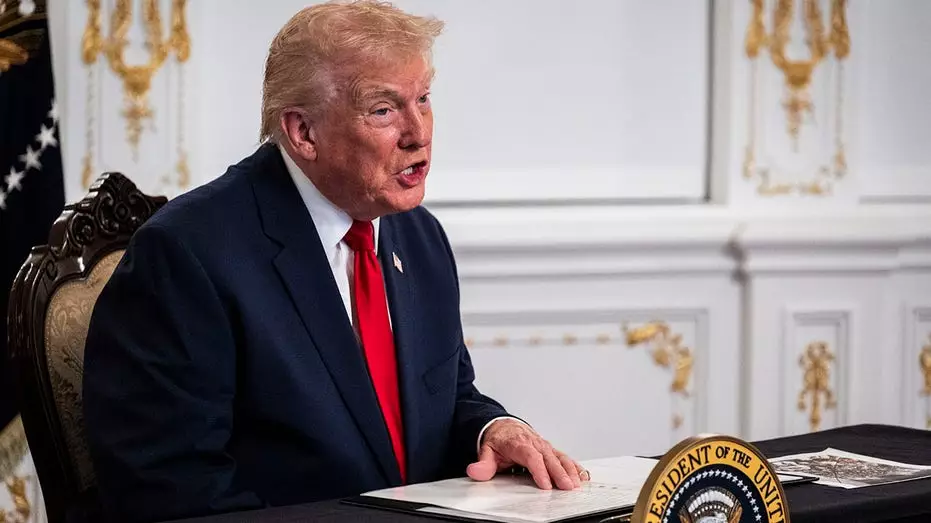 Трамп заявляет, что снизил ежегодные выплаты по ипотеке почти на 3000 долларов.