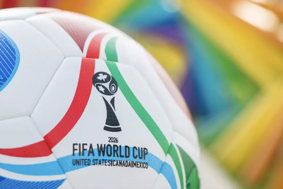 В МИРЕ: "золотые" билеты на ЧМ-2026, арест Нобелевской лауреатки, бомба Второй мировой войны