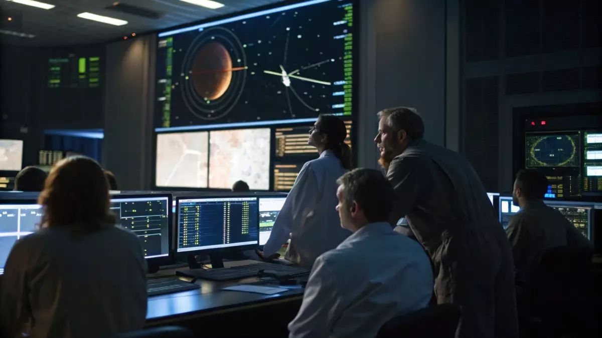 Аппарат NASA внезапно пропал за Марсом: с орбитальным зондом MAVEN потеряна связь