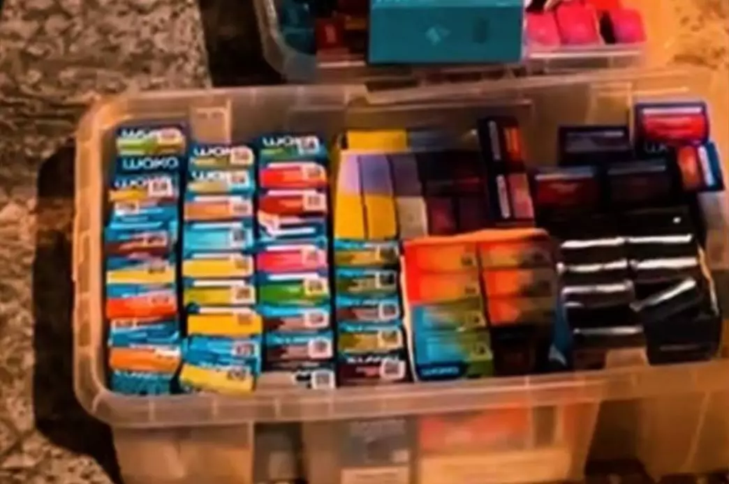 Крупную партию контрабандных электронных сигарет изъяли в Караганде