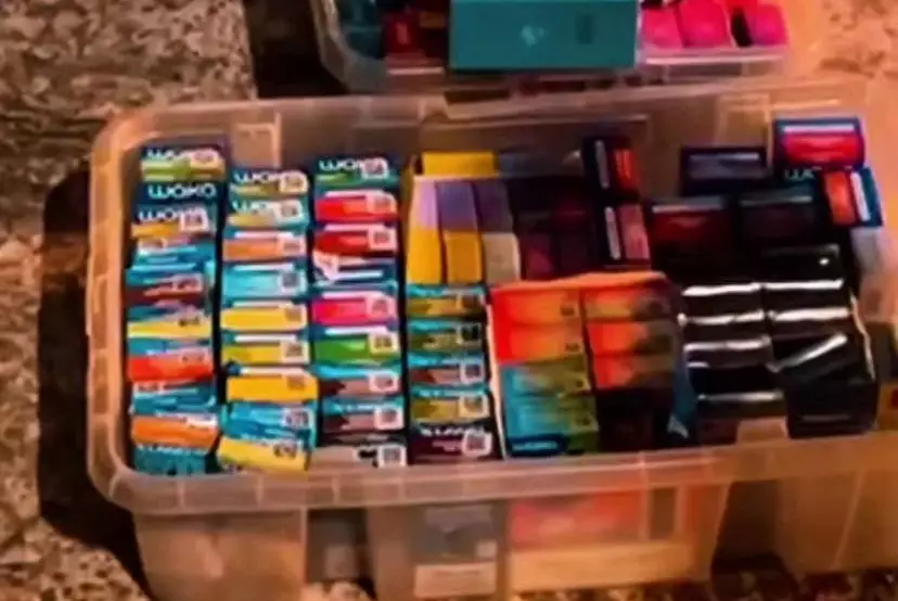 170 электронных сигарет изъяли полицейские в ходе рейда в Караганде