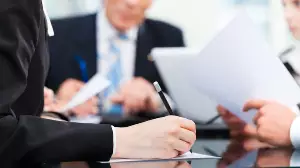 Бұзылған құқықтарды қалпына келтіру: Мемлекеттік қызмет істері департаментінің рөлі