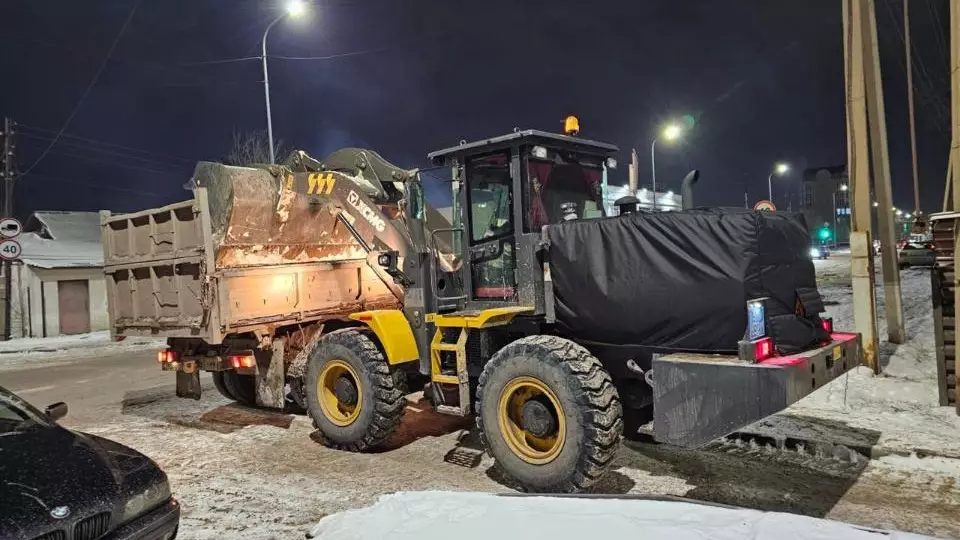 Астанада қар күреуге 1000-ға жуық арнайы техника жұмылдырылды