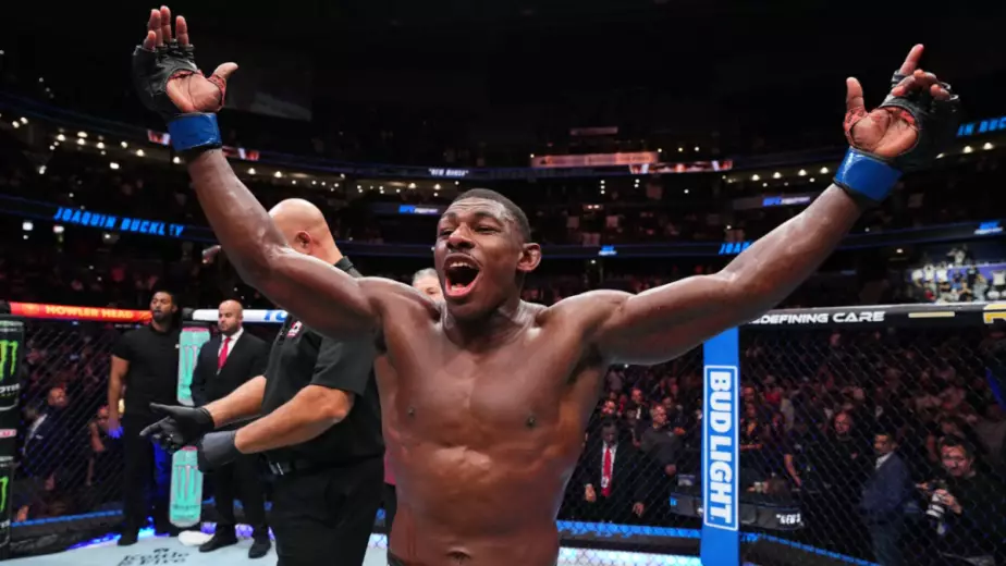 Бакли снова вызвал Шавката: перепалка переросла в реальный намёк на бой