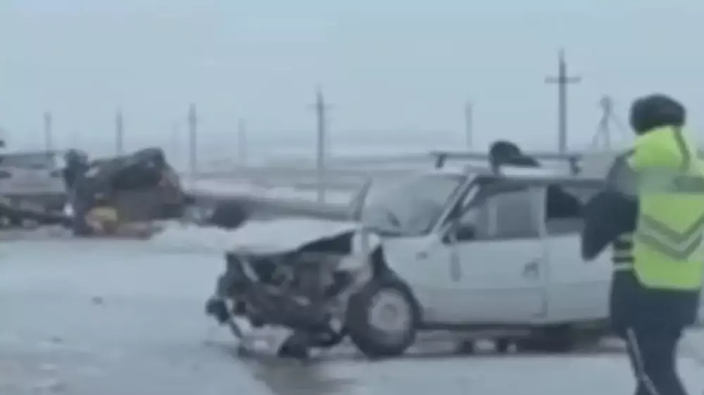 Ақмола облысындағы тасжолда 7 көлік соқтығысты: қаза тапқан адам бар