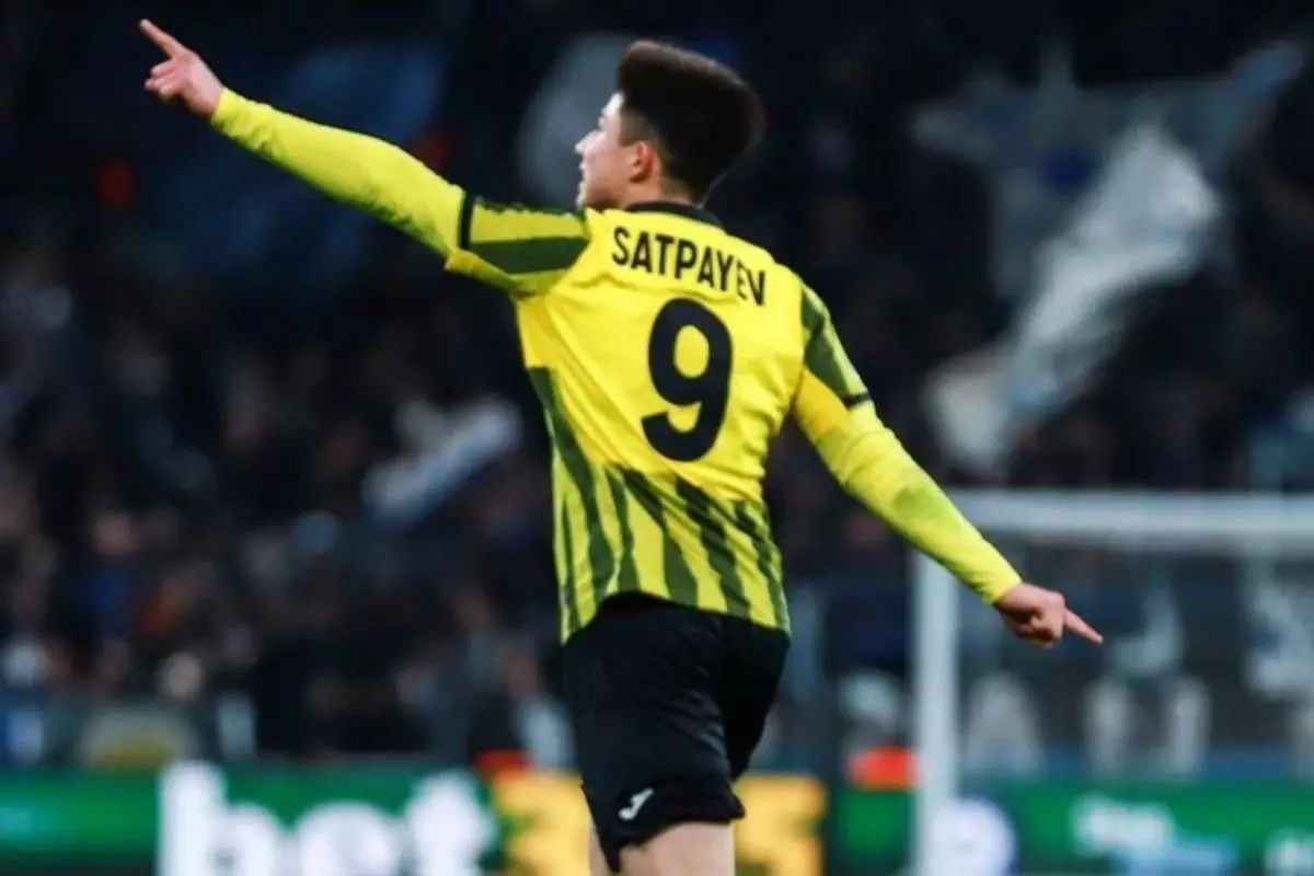 «Главный скаут приезжал лично»: Уразбахтин подтвердил скорый отъезд Сатпаева в «Челси»