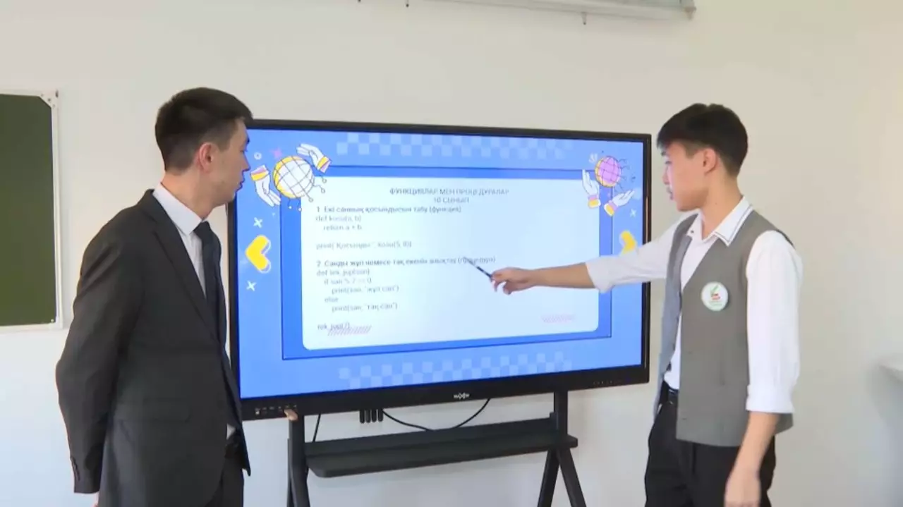 Ровесники Независимости вносят вклад в воспитание молодежи