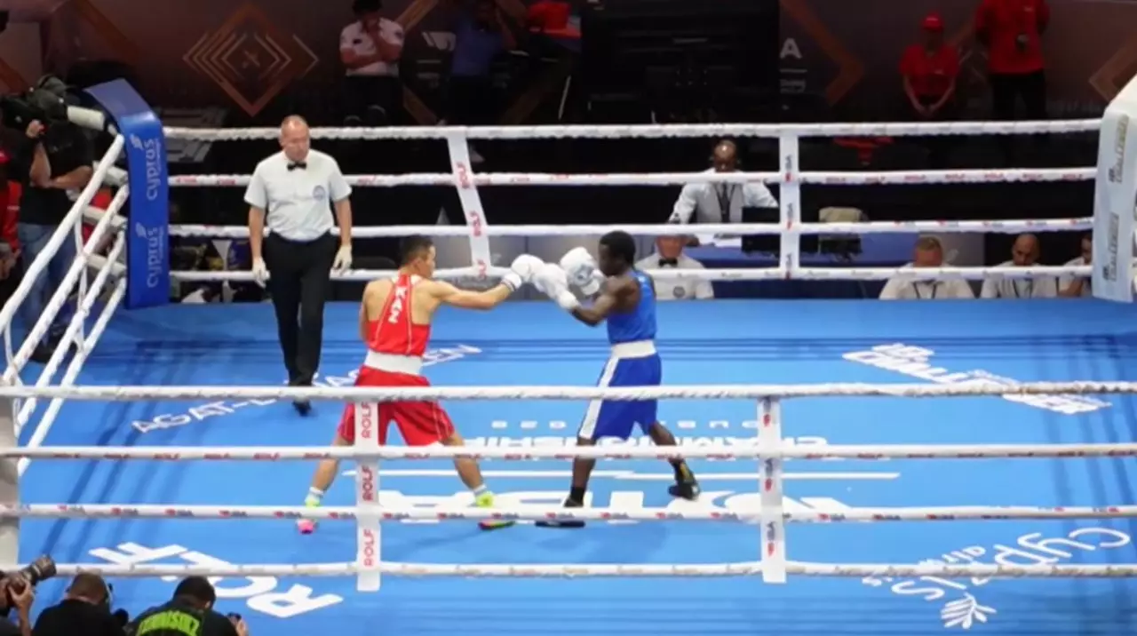 ЧМ по боксу: четыре казахстанца в финале