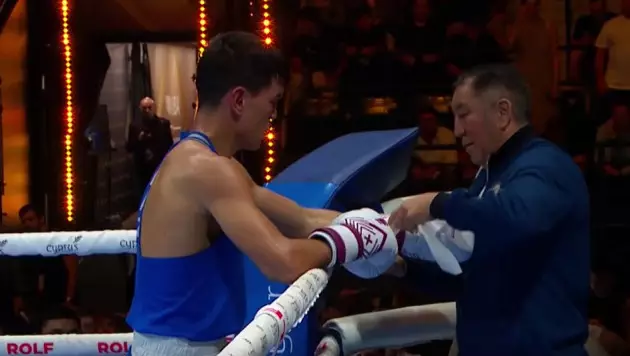 Казахстан выиграл третье золото ЧМ-2025 по боксу