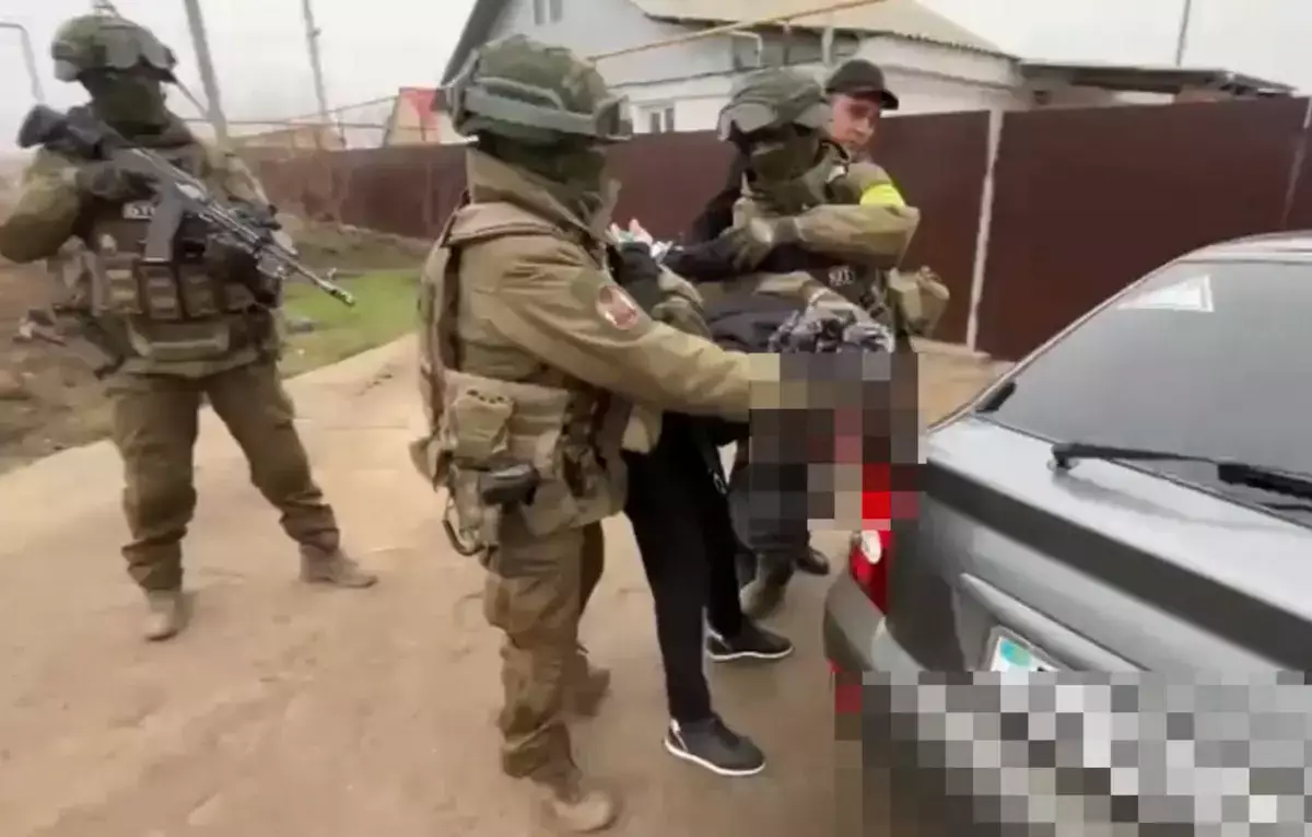 Похитивший более 58 млн тенге мошенник из Актау задержан в Уральске - новости на Lada.kz 13.12.2025