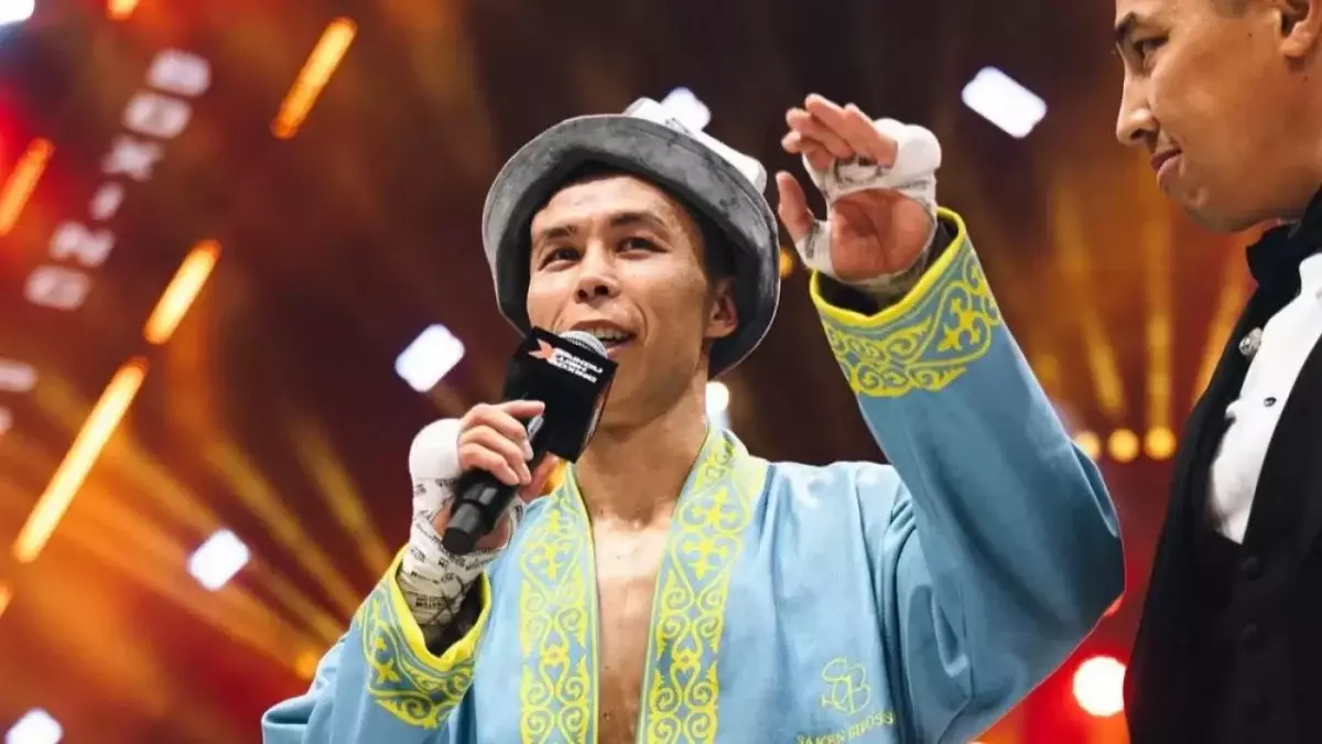 Қазақстандық боксшы Сәкен Бибосынов екі дүркін әлем чемпионы атанды