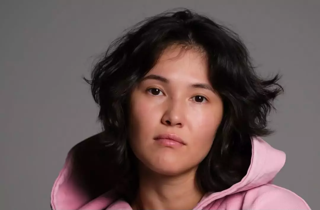 Назым Қызайбай сыйға берілген көлігін сатуға қойды