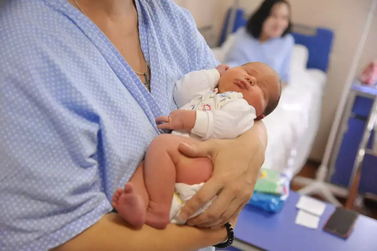 Рожать столько, сколько можешь обеспечить: новая демографическая реальность Казахстана - новости на Lada.kz 14.12.2025