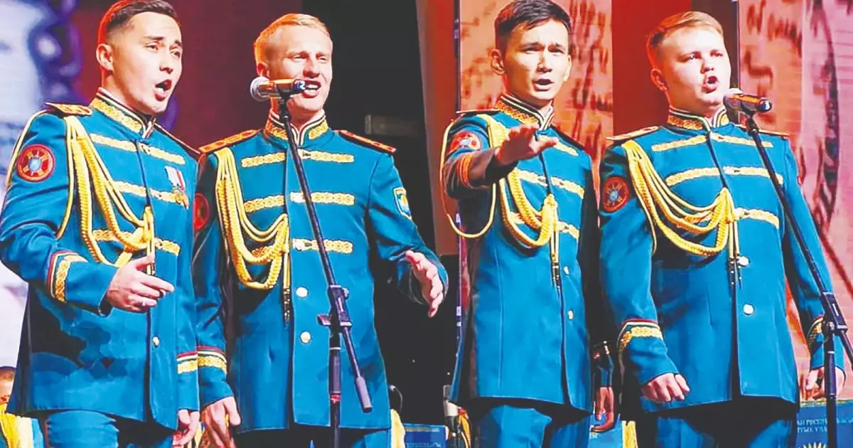   Ұлттық ұланның әскери қызметшісі ән айтып, әлеуметтік желінің жұлдызына айналды   