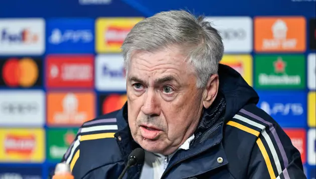 Анчелотти призвал звезду "Реала" сменить клуб после решений Алонсо