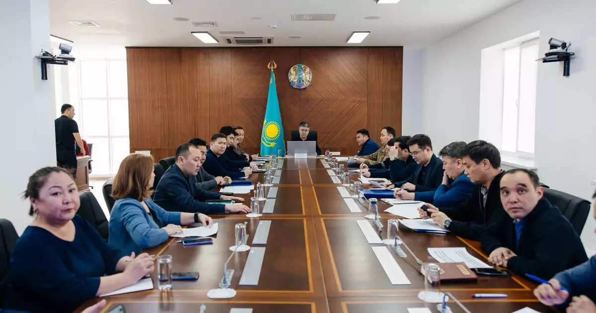  Атырау облысында қолайсыз ауа райының салдарын жою жөніндегі жедел штабтың отырысы өтті 