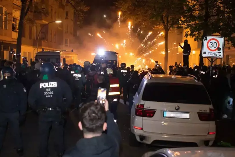 В Берлине после демонстрации задержаны 18 человек, пострадали полицейские