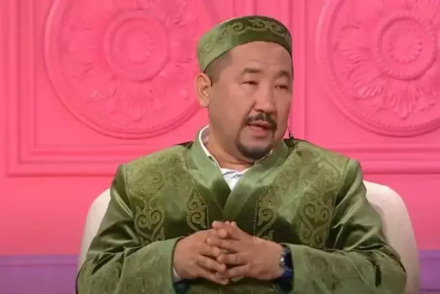 «Айыптаудың қажеті жоқ»: Нұрлан имам жаңа жыл тойлайтындарға қатысты ойын айтты