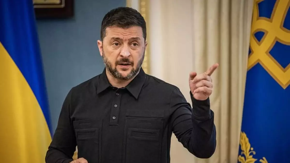 Зеленский қауіпсіздік кепілдіктері үшін НАТО-дан бас тартуға дайын