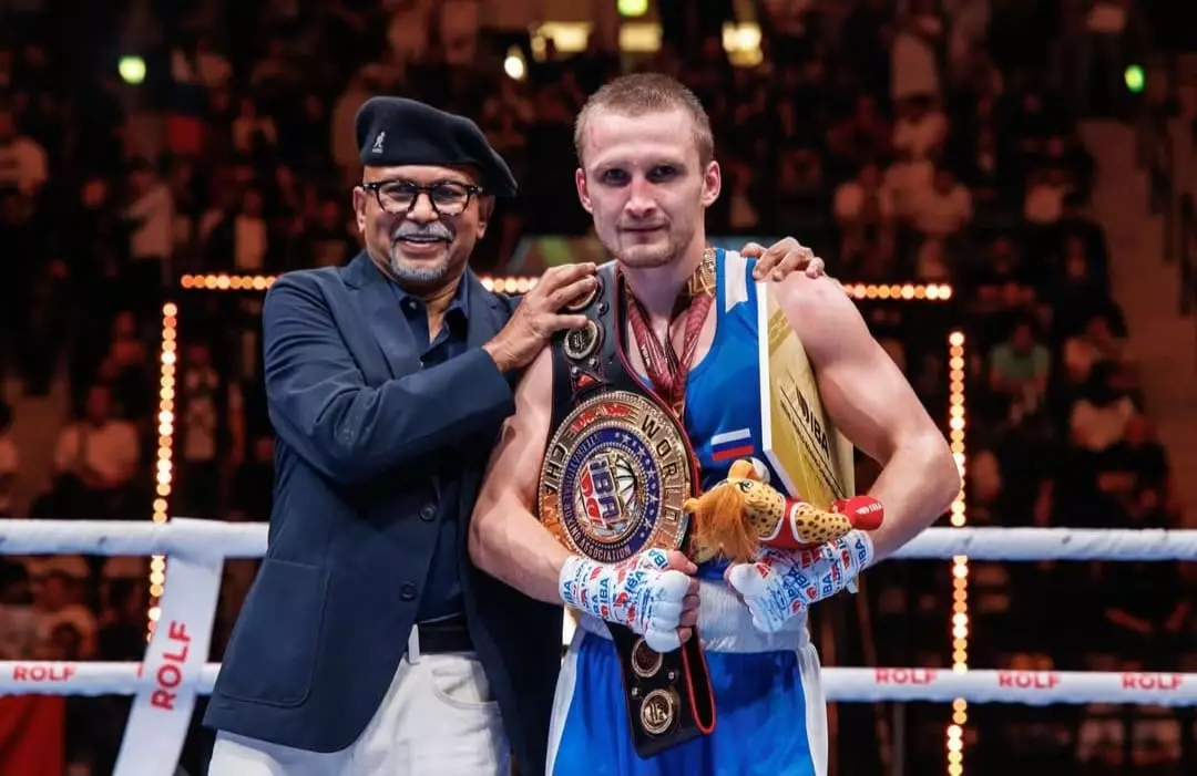 «Қаншама ақша “жуылып” жатыр». Ресейде бокстан ӘЧ турнирі қатаң сынға ұшырады