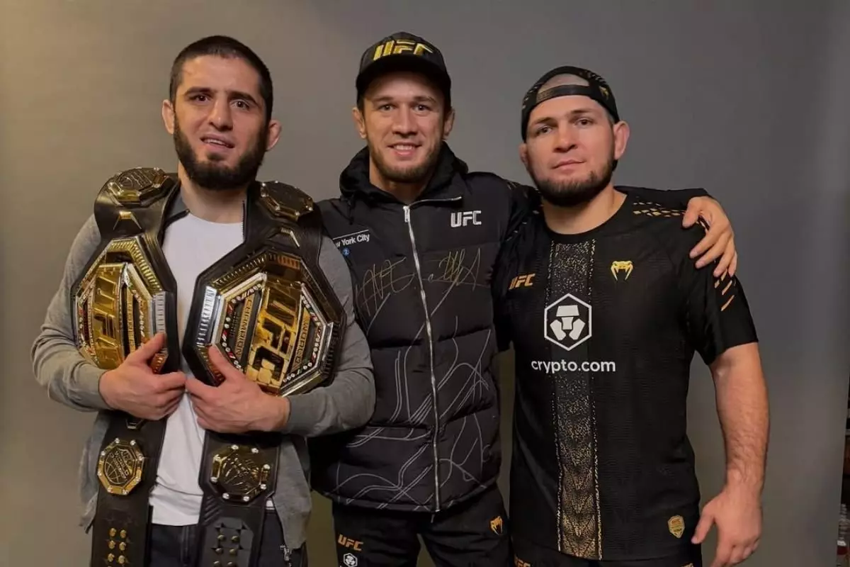 Брат Хабиба Нурмагомедова объяснил, почему Шавкат Рахмонов недостоин титульного боя