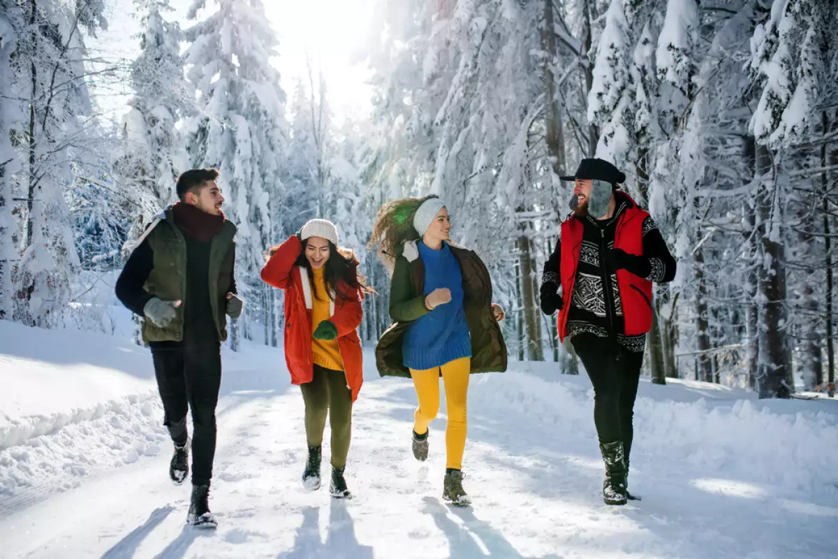 Комфортная прогулка вечером: что следует учитывать зимой в городе