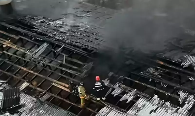 На птицефабрике в СКО вспыхнул крупный пожар