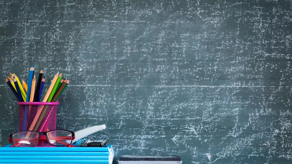 Учащихся нескольких школ Костанайской области переведут на удалёнку