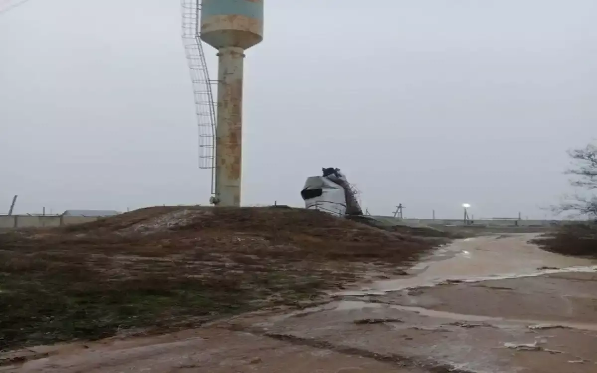 БҚО-да су мұнарасы құлап, бір тұрғын жоғалып кетті