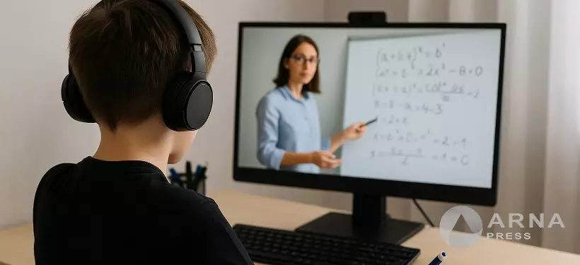 Часть школьников перевели на "дистанционку" из-за гололеда в Семее