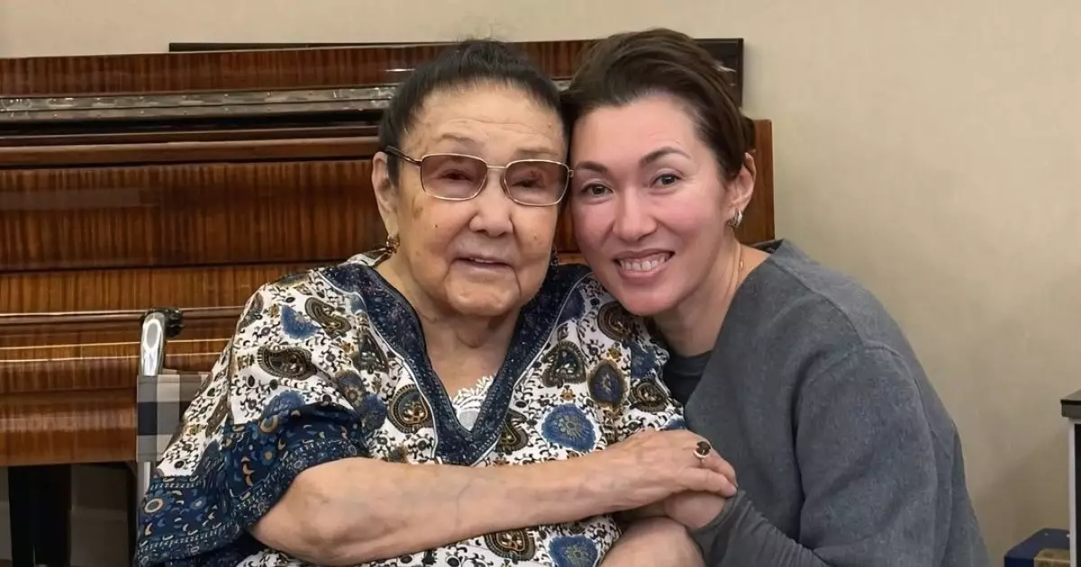  `Сізге деген алғысым шексіз`: Толқын Забирова өз ұстазына ерекше құрмет көрсетті (ФОТО) 