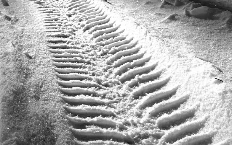 Еще одну трассу закрыли из-за непогоды в двух областях Казахстана