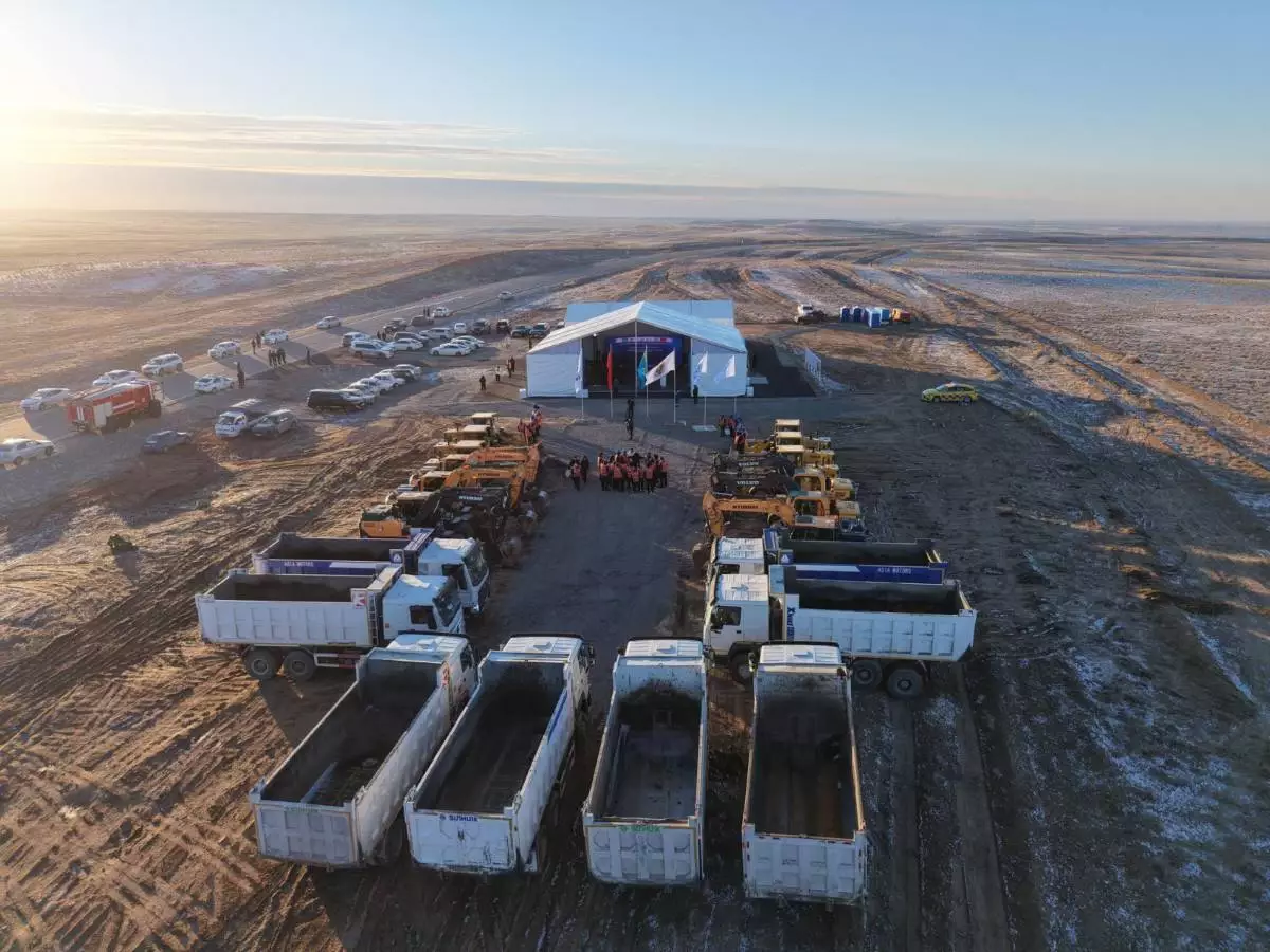 В Туркестанской области началось строительство  солнечной электростанции мощностью 300 МВт