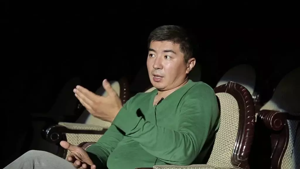 «Кешірім сұраңдар!» – Актер Бақыт Тушаев селт еткізер сәлем жолдады