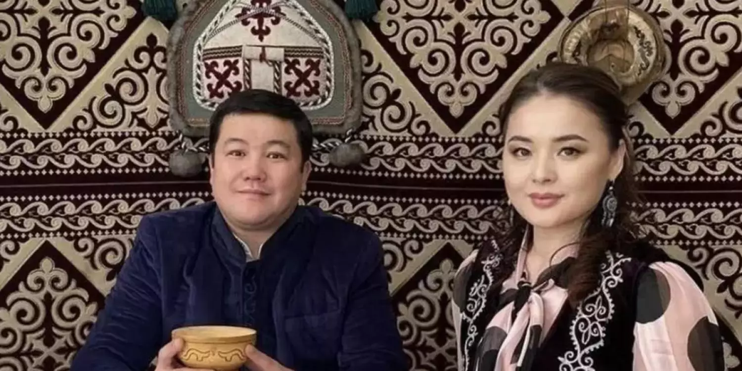 "Құрметім ерекше, махаббатым өзгеше": Мөлдір Мұқанованың жазбасы жұртқа ой салды