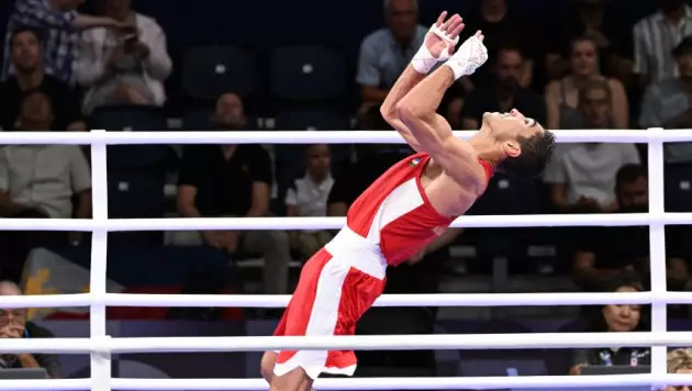 Өзбекстанда әлем чемпионатындағы төрелікті цирк деп атады: қазақ боксшыны да атап өтті