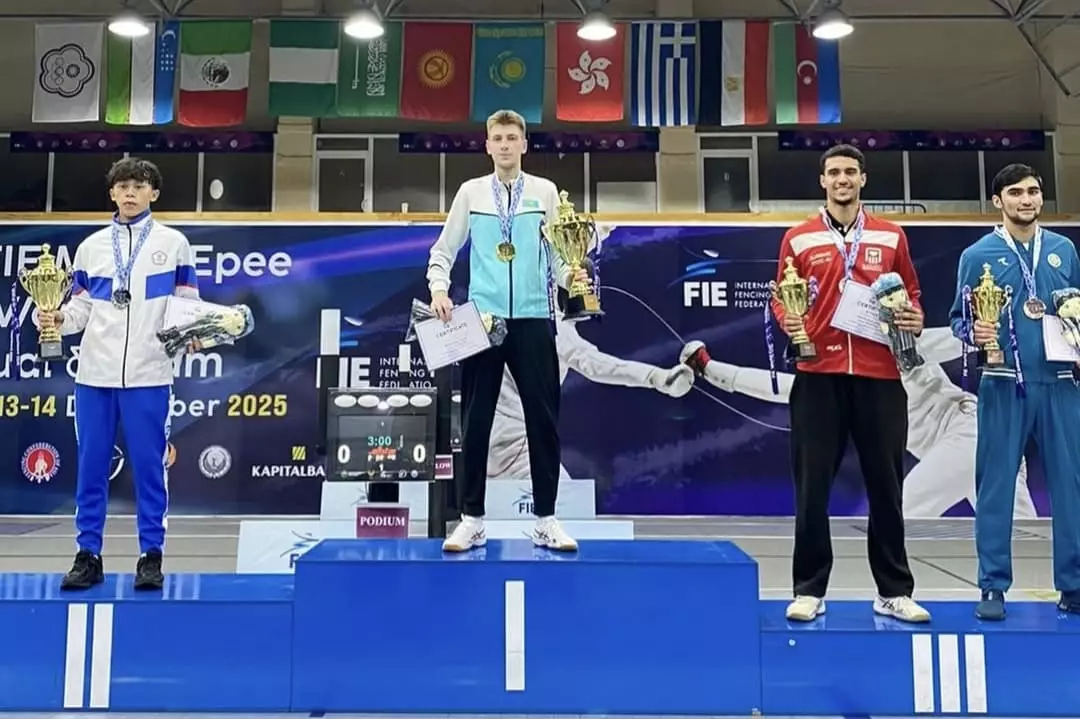 Қазақстандық семсерлесуші әлем кубогында триумф жасады