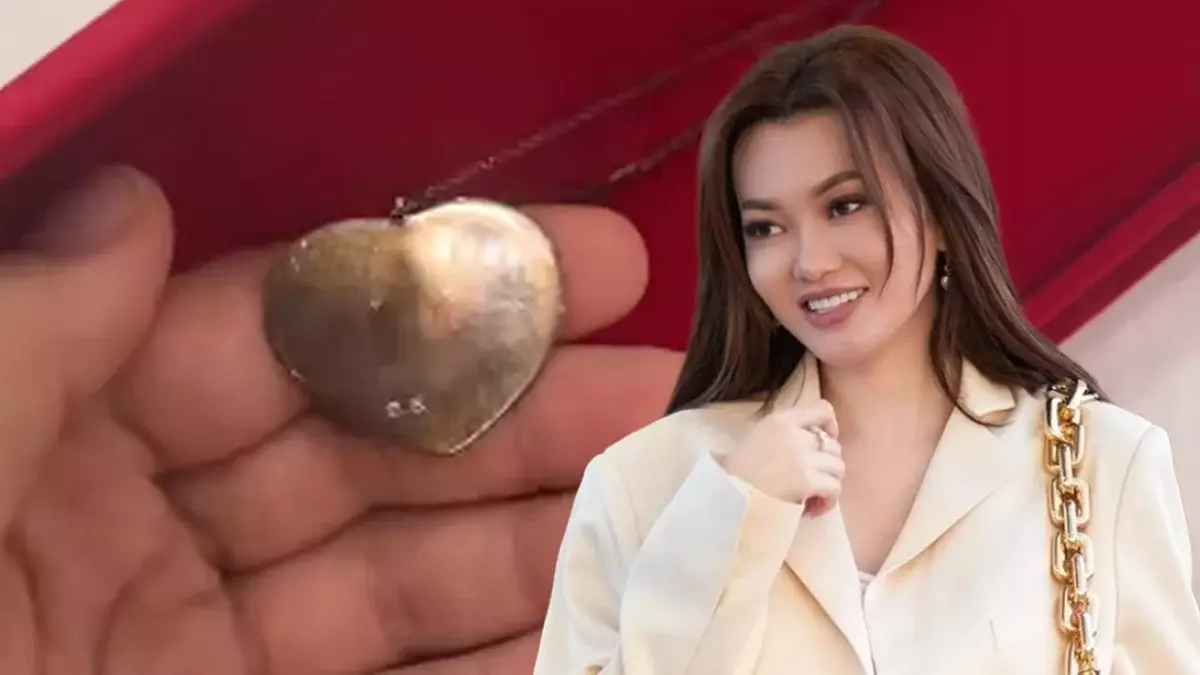 «Несиесін бүгін жаптым»: Ерке Есмаханның қарайып кететін алтыны тағы да дауға айналды (ВИДЕО)