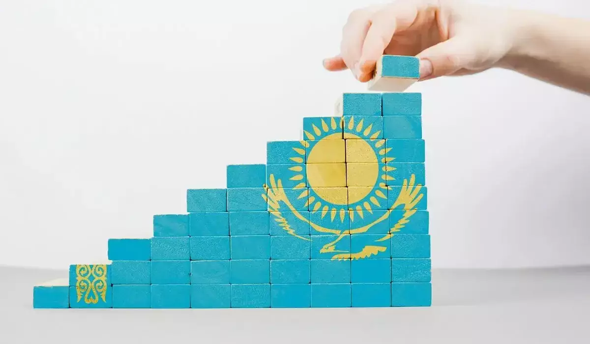 Қазақстандықтардың 77% президенттің қызметін қолдайды – Ұлттық талдау орталығы