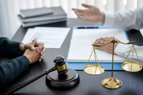 Более тысячи казахстанцев получили персональную правовую поддержку