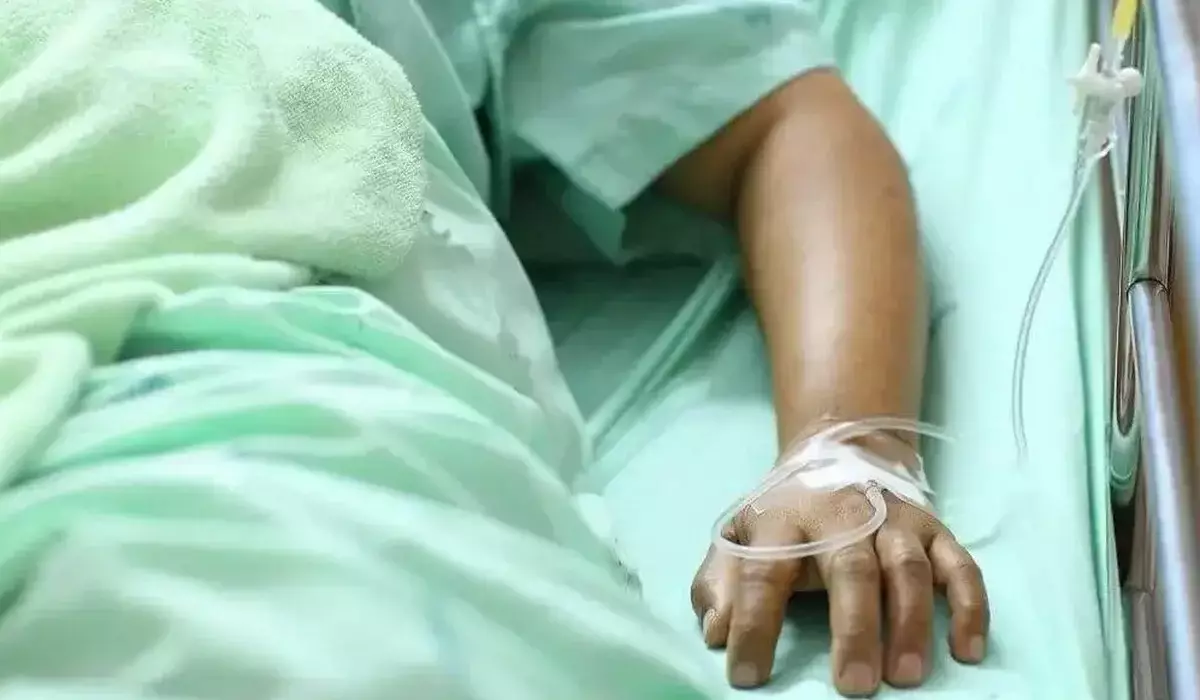 «Спасите мою малышку»: мама из Жезказгана обвиняет врачей в поздней диагностике аппендицита