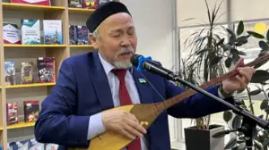 Әбиірбек Тінәлі жастарға «Желтоқсан желі» әнінің шығу тарихын әңгімелеп берді