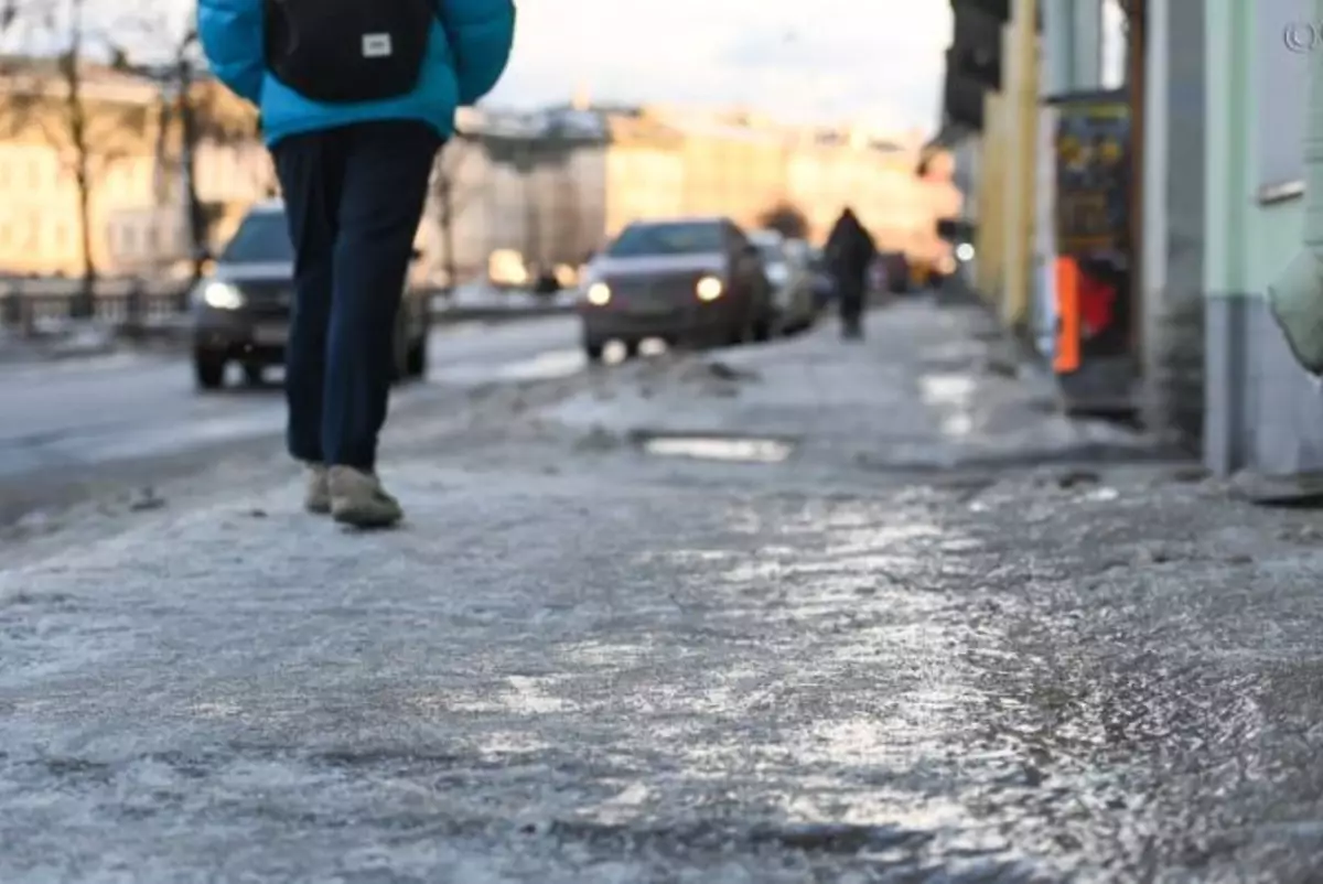 Медики предупредили астанчан об опасности на улицах