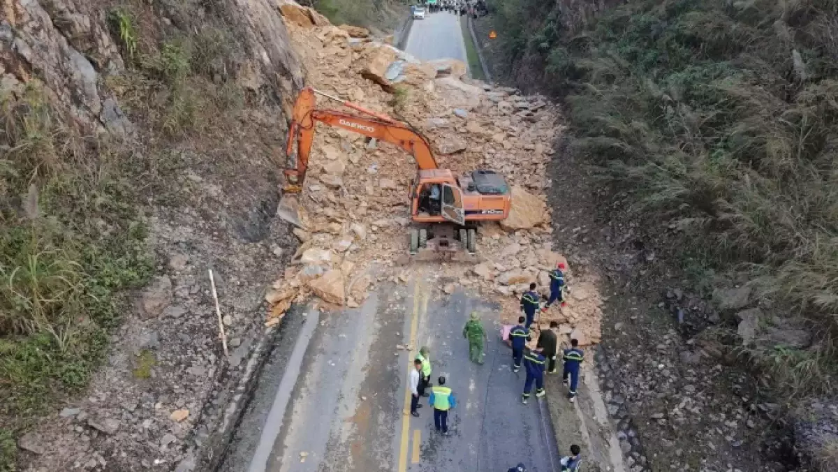 Смертельный обвал на перевале Тхунг Кхе: три человека погибли