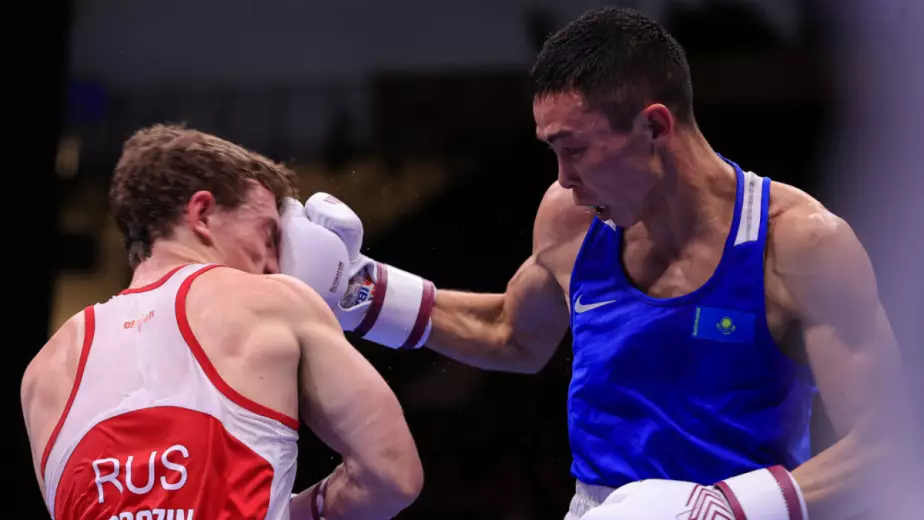 Путь Сакена Бибосынова к золоту ЧМ-2025: видео всех победных боев 